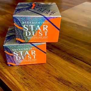 Beekman Stardust Goatmilk Soap
